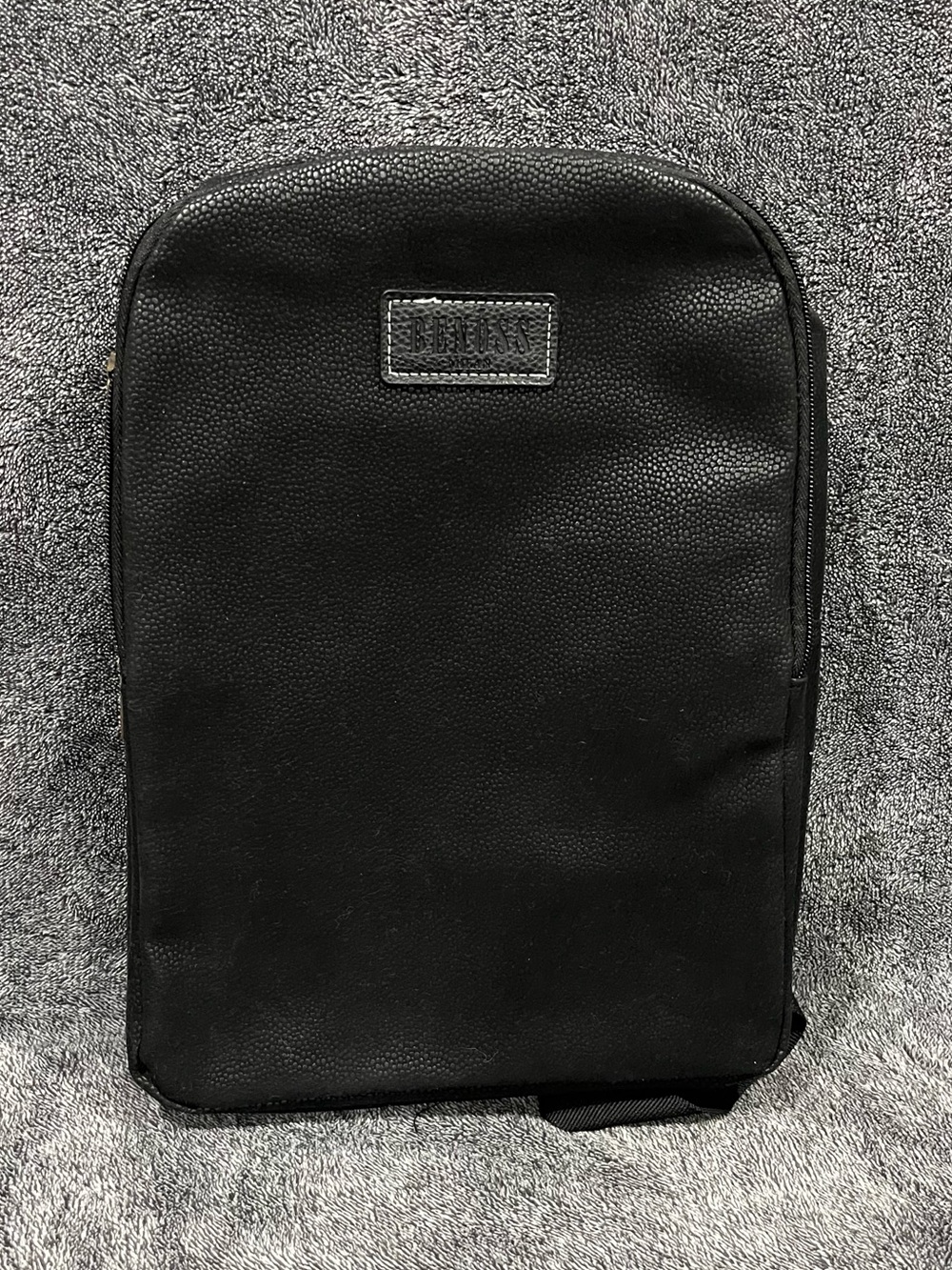 Like new❗️ Benoss Milan Backpack vegan faux leather travel bag